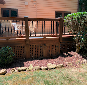 beautiful lattice and modern railing